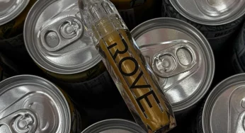 В Гродно появилась арт-студия, где можно сделать блеск для губ