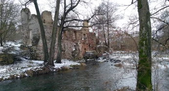 Руины на Лососянке: история мельницы на границе государств, которая стал популярной фотозонай в Гродно