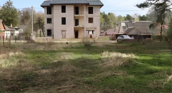 Почти в лесопарке Пышки рядом с Тропой здоровья хотят построить таунхаусы