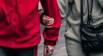 В области каждый пятый житель в возрасте 65 лет и старше. Белстат опубликовал статистику по пожилым людям 