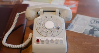 На прием к чиновнику в Скиделе пришел один житель — власти считают, что работают в правильном направлении