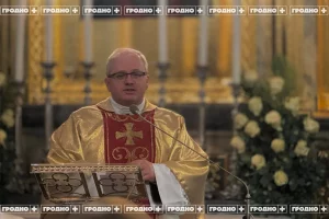 В Фарном костёле Гродно после реставрации открылся алтарь Реставрация алтаря в Фарном костеле. Фото: Гродно Плюс