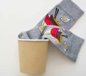 В Гродно появился первый в стране носкомат Носки от Брестского чулочного комбината. Фото: instagram.com/bchkofficial/