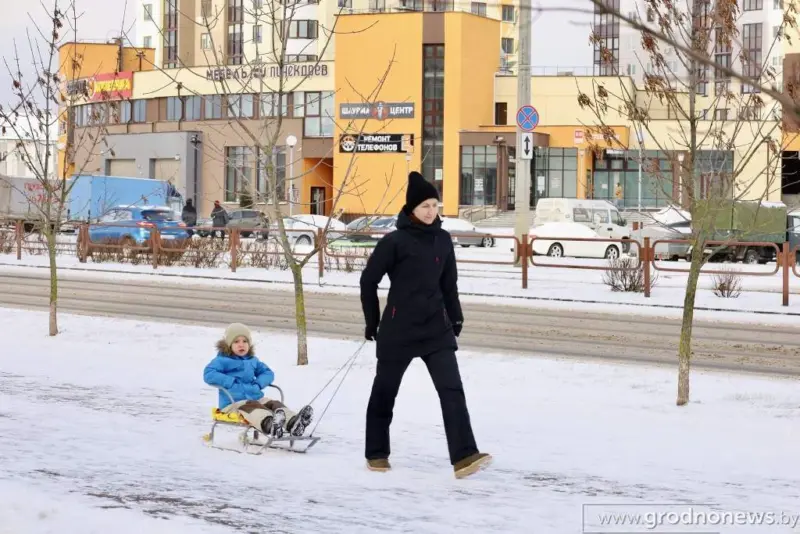 “Когда это было ... Лет сто назад”.  Вспоминаем снежные зимы в Гродно и разбираемся, стоит ли ожидать снег на Новый год