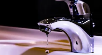 Обновить канализацию и повышать зарплаты: как решить проблемы с гродненским ЖКХ? 