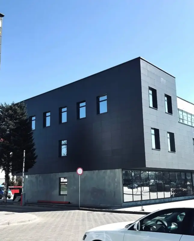 У Лідзе адкрыецца рэстаран з панарамным відам на горад і мармуровай барнай стойкай