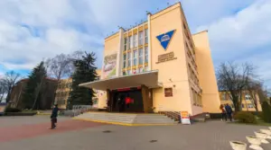 “Работа в районе — хорошая возможность проявить себя”. Уже несколько лет ГрГУ сокращает платное обучение Гргу