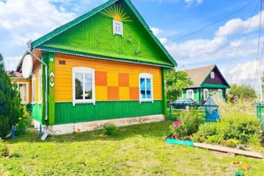 Поляк создал агентство и продает соотечественникам дома в белорусских деревнях. Польские эксперты считают это опасным