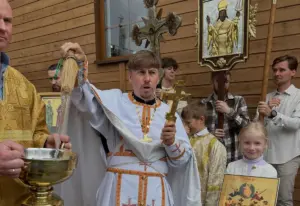 Священник из Гродно эмигрировал в Польшу и восстанавливает здесь церковь Царква ў Малашэ. Фота: Cerkiew w Maleszach i Brańsku