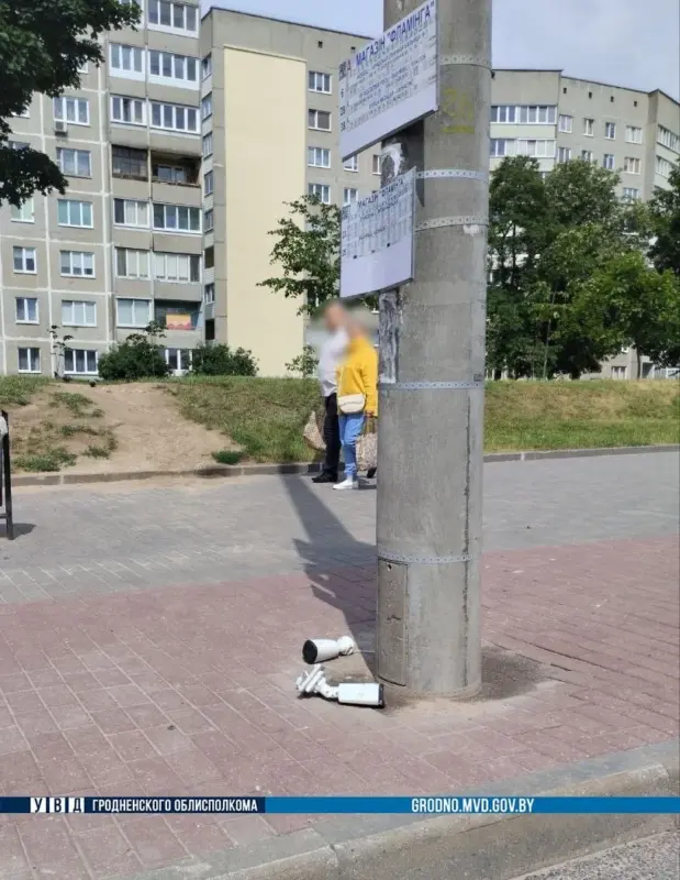 Гродненец сорвал камеру видеонаблюдения — его задержали после сообщения неравнодушного гражданина