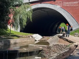 В Гродно продолжают бороться с последствиями ливня: частный сектор пострадал сильнее всего В Гродно продолжают бороться с последствиями ливня: частный сектор пострадал сильнее всего