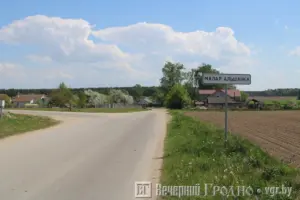 Жители Малой Ольшанки просят сделать дорогу — власти обещали, но передумали
